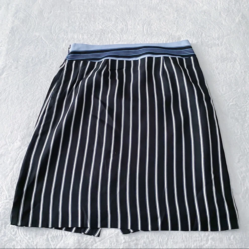 NWOT Ann Taylor Loft Pinstripe Faux Wrap Skirt - Picture 8 of 15